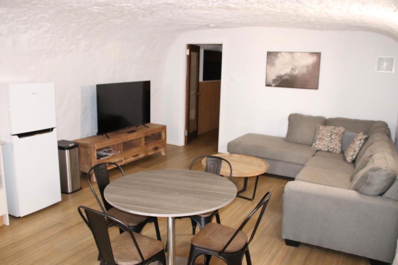 Holly Place Coober Pedy Εξωτερικό φωτογραφία